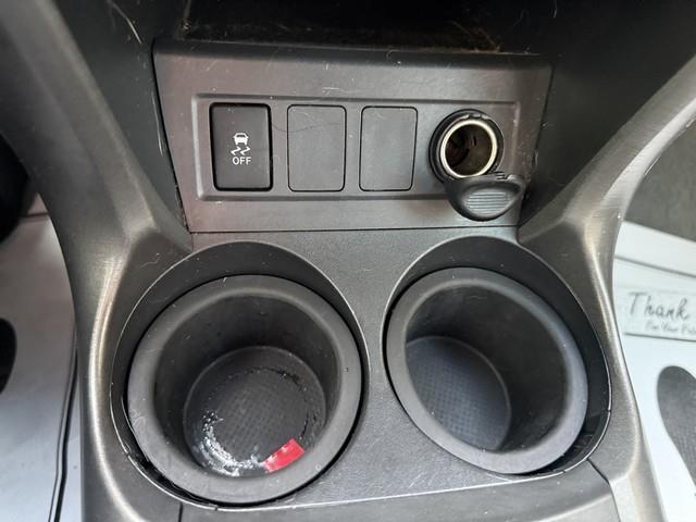 Toyota RAV4 Base I4 2WD 2011