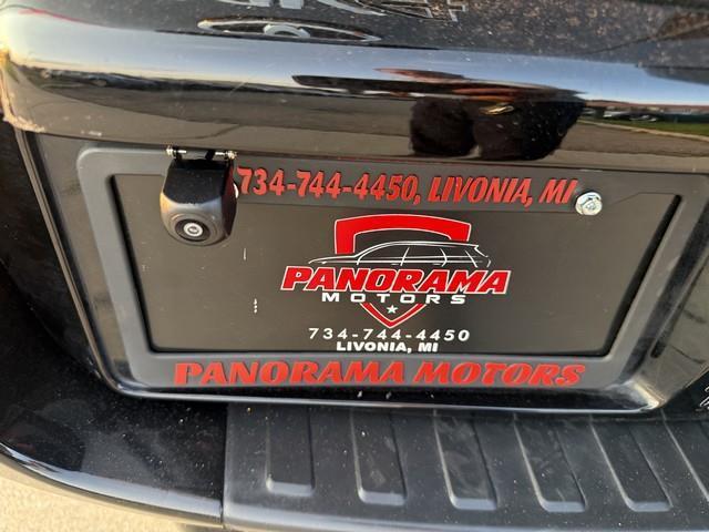 Toyota RAV4 Base I4 2WD 2011