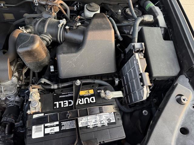 Toyota RAV4 Base I4 2WD 2011