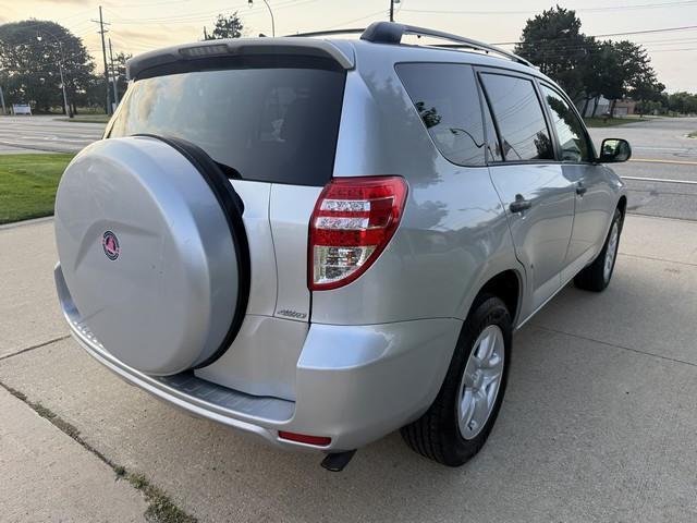 Toyota RAV4 Base I4 4WD 2012