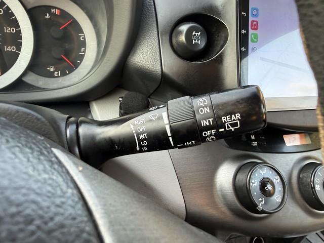 Toyota RAV4 Base I4 4WD 2012