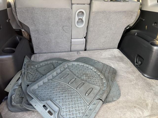 Toyota RAV4 Base I4 4WD 2012
