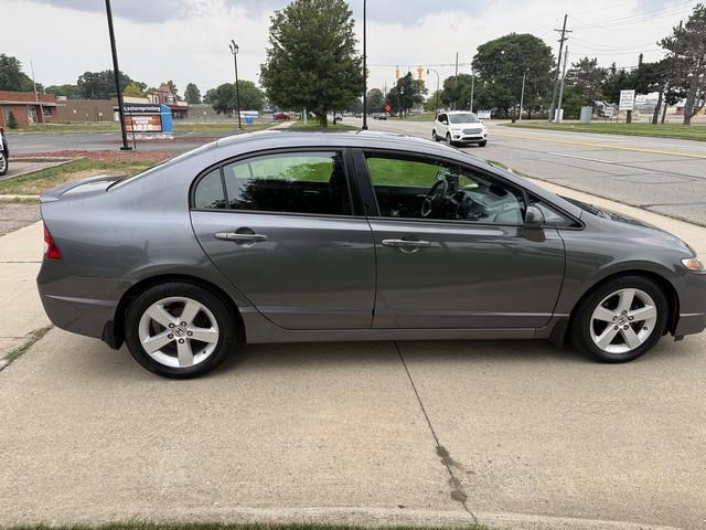 Honda Civic LX-S Sedan 5-Speed AT 2010