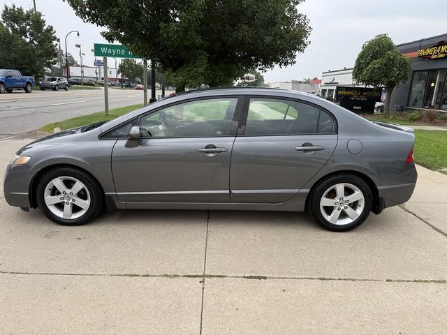 Honda Civic LX-S Sedan 5-Speed AT 2010