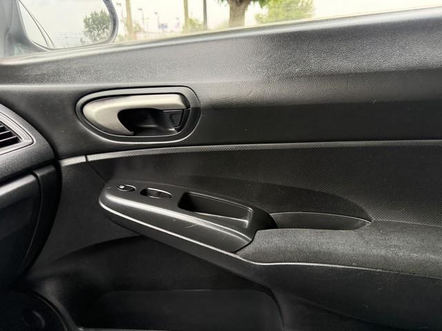 Honda Civic LX-S Sedan 5-Speed AT 2010