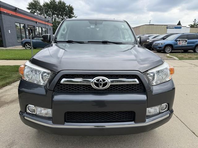 Toyota 4Runner SR5 4WD 2012