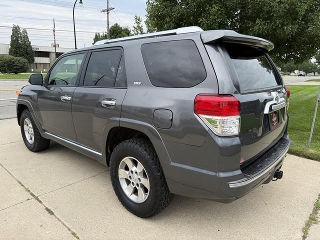 Toyota 4Runner SR5 4WD 2012