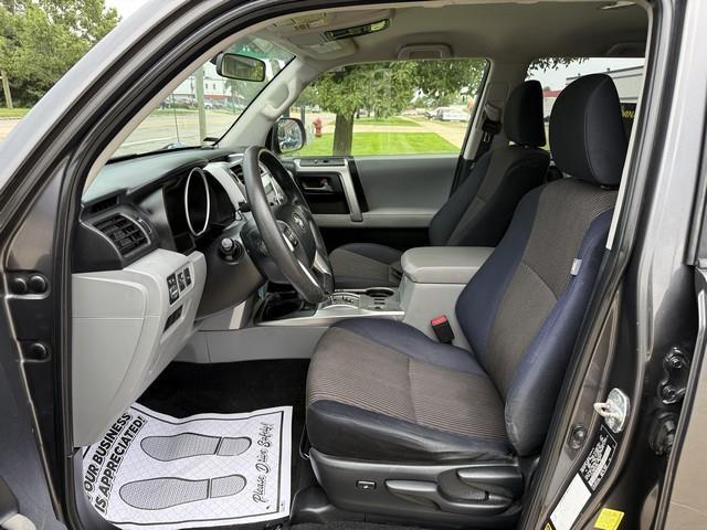 Toyota 4Runner SR5 4WD 2012