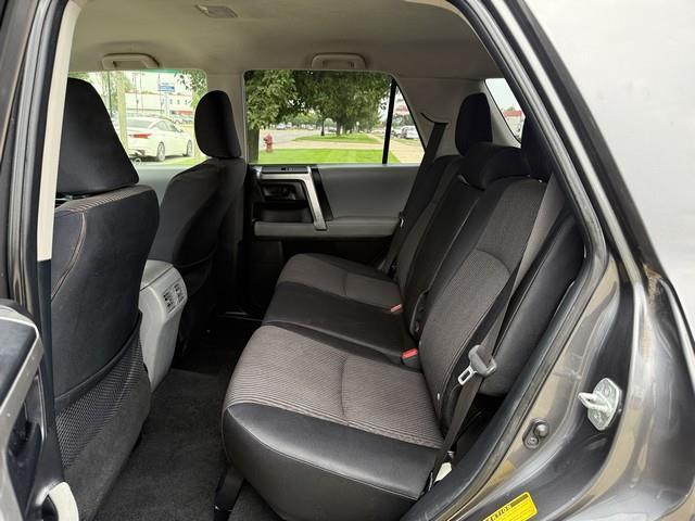 Toyota 4Runner SR5 4WD 2012