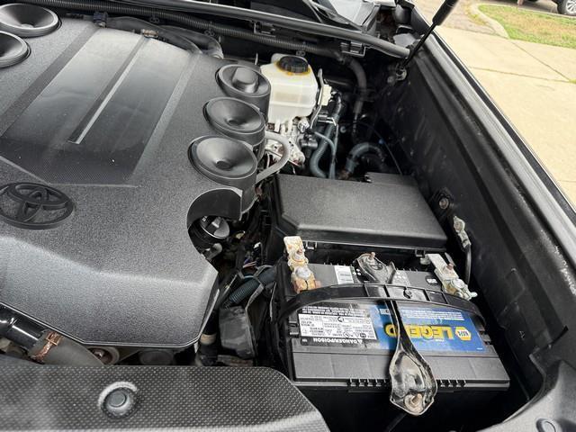 Toyota 4Runner SR5 4WD 2012