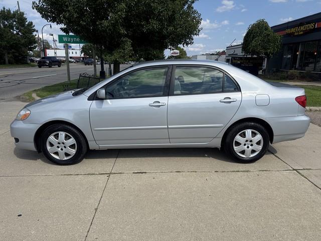 Toyota Corolla LE 2006