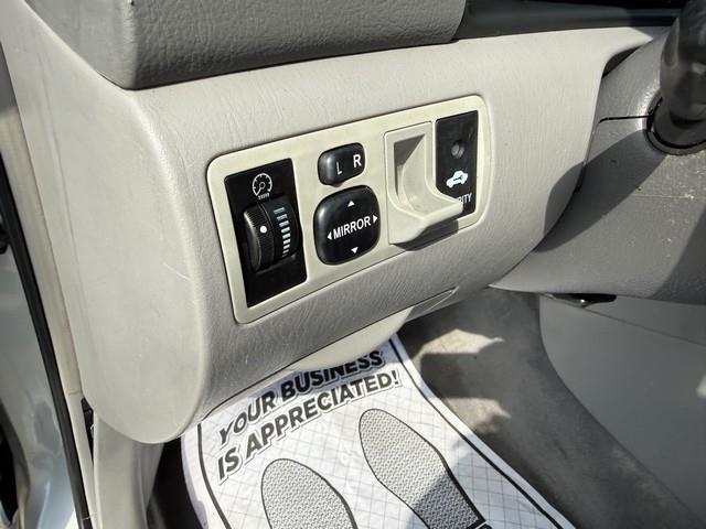 Toyota Corolla LE 2006