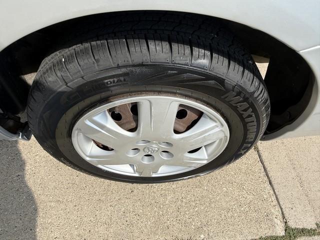 Toyota Corolla LE 2006