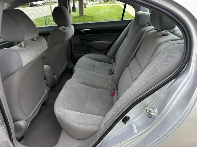 Honda Civic LX Sedan 5-Speed AT 2009