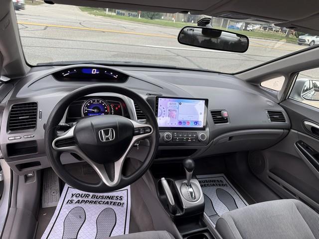 Honda Civic LX Sedan 5-Speed AT 2009