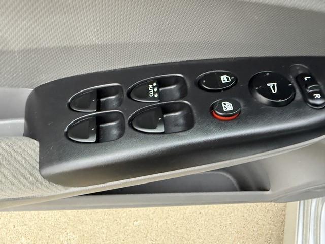 Honda Civic LX Sedan 5-Speed AT 2009