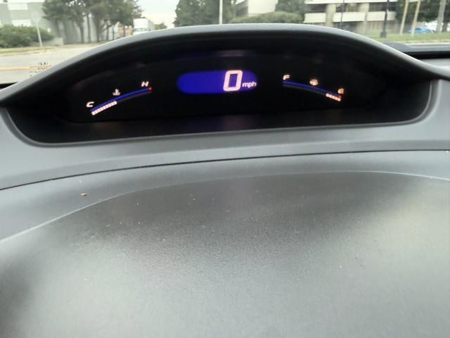 Honda Civic LX Sedan 5-Speed AT 2009