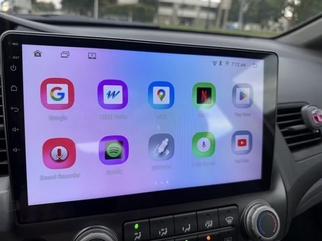 Honda Civic LX Sedan 5-Speed AT 2009