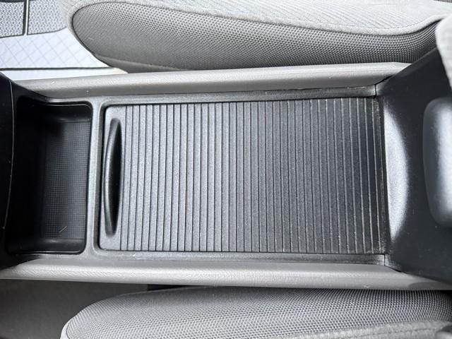 Honda Civic LX Sedan 5-Speed AT 2009