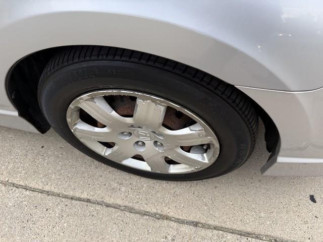 Honda Civic LX Sedan 5-Speed AT 2009