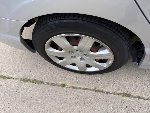 Honda Civic LX Sedan 5-Speed AT 2009