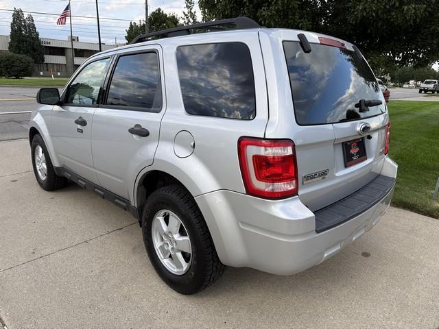 Ford Escape XLT 4WD V6 2009