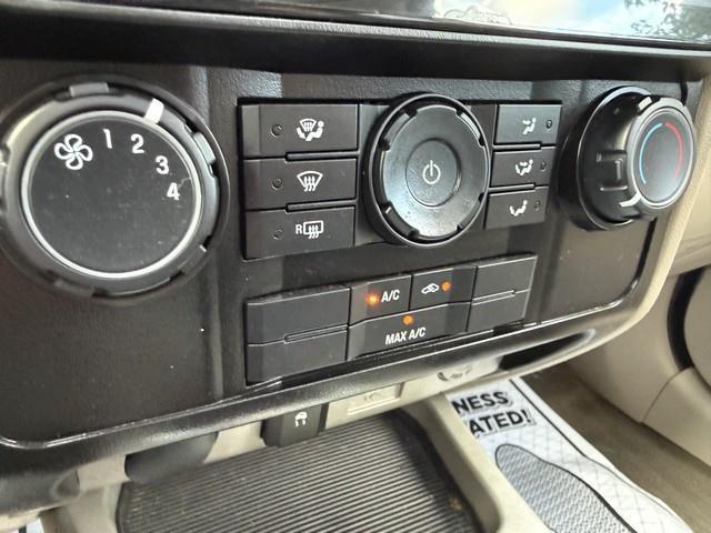 Ford Escape XLT 4WD V6 2009