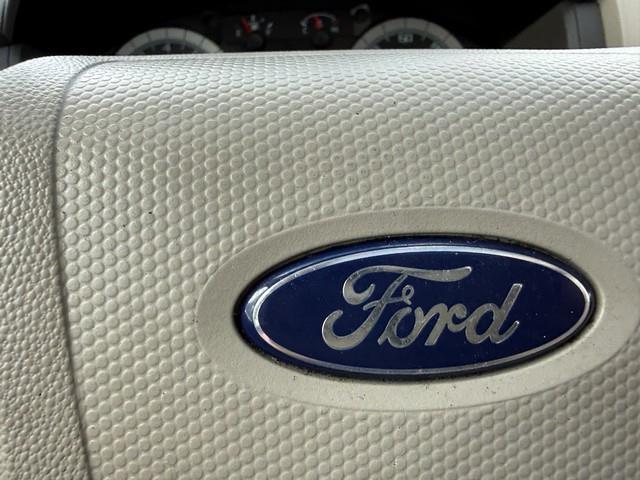 Ford Escape XLT 4WD V6 2009