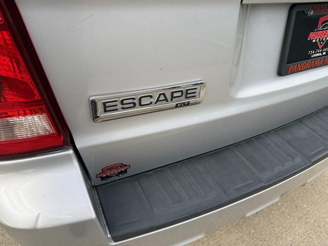 Ford Escape XLT 4WD V6 2009