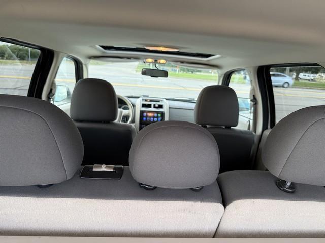 Ford Escape XLT 4WD V6 2009