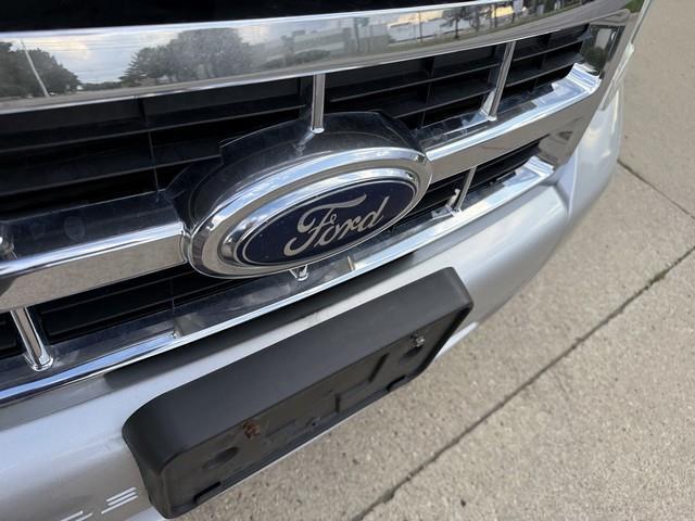 Ford Escape XLT 4WD V6 2009