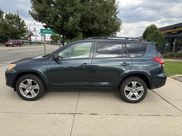 Toyota RAV4 Sport I4 2WD 2009