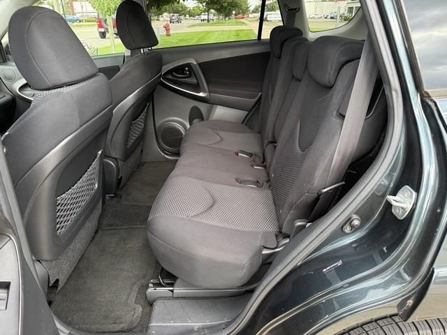 Toyota RAV4 Sport I4 2WD 2009