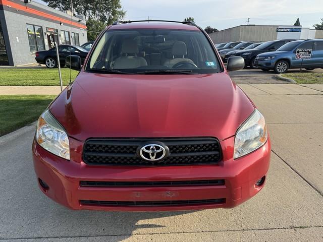 Toyota RAV4 Base I4 4WD with 3rd Row 2007