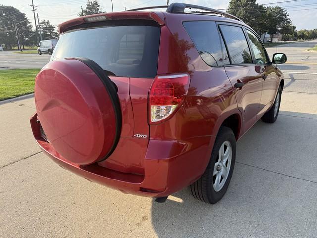 Toyota RAV4 Base I4 4WD with 3rd Row 2007