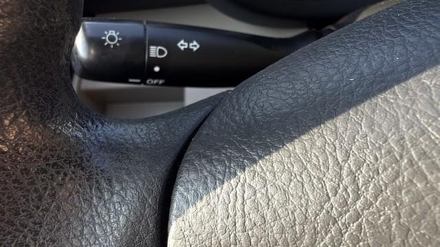 Toyota RAV4 Base I4 4WD with 3rd Row 2007