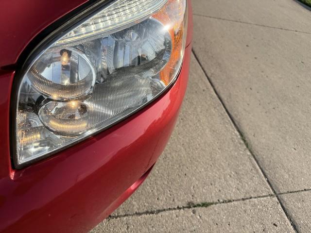 Toyota RAV4 Base I4 4WD with 3rd Row 2007