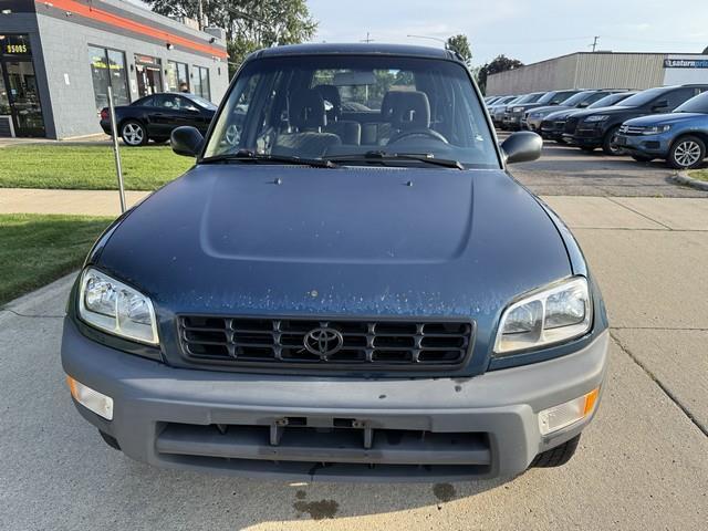 Toyota RAV4 4-Door 2WD 1999