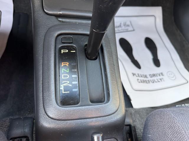 Toyota RAV4 4-Door 2WD 1999