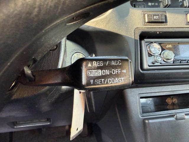 Toyota RAV4 4-Door 2WD 1999