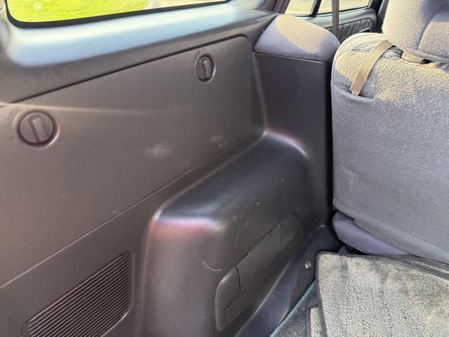 Toyota RAV4 4-Door 2WD 1999