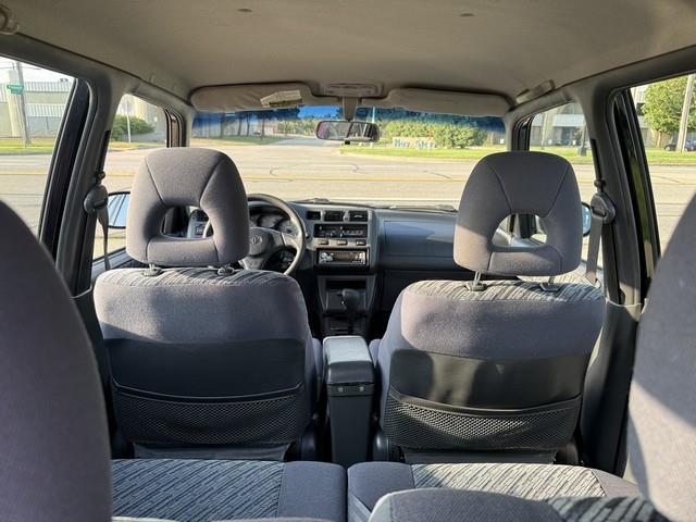 Toyota RAV4 4-Door 2WD 1999