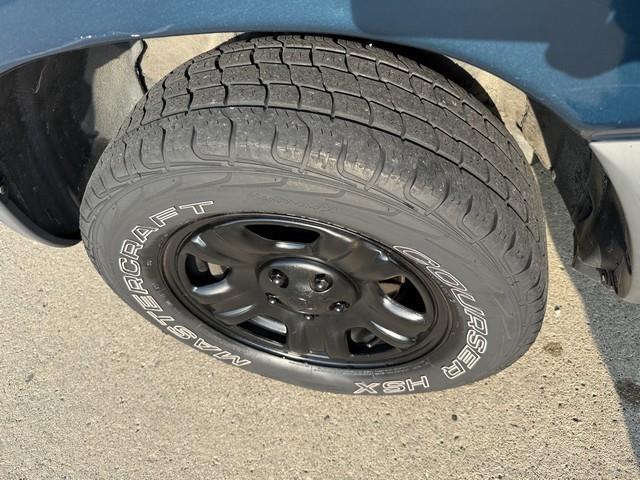 Toyota RAV4 4-Door 2WD 1999