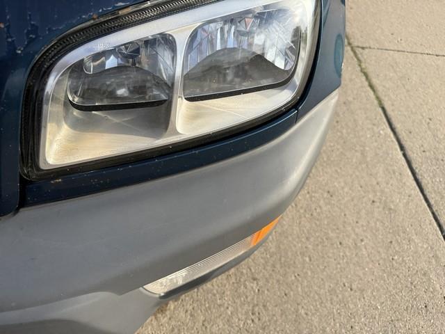 Toyota RAV4 4-Door 2WD 1999