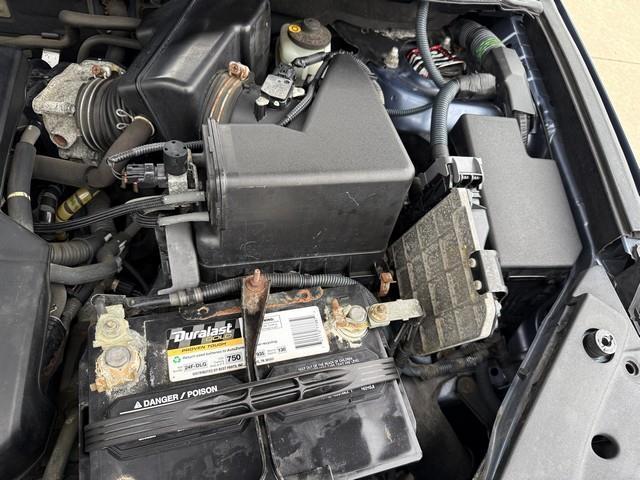 Toyota RAV4 Base V6 4WD with 3rd Row 2009