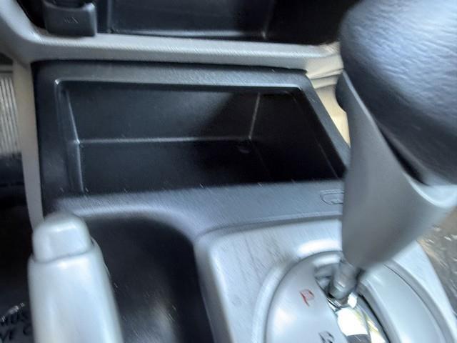 Honda Civic LX Sedan 5-Speed AT 2011