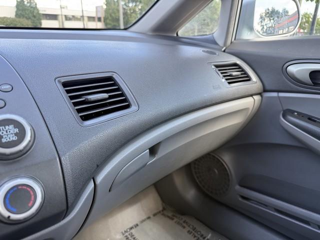 Honda Civic LX Sedan 5-Speed AT 2011