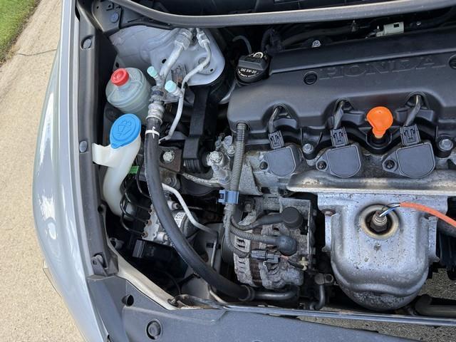 Honda Civic LX Sedan 5-Speed AT 2011