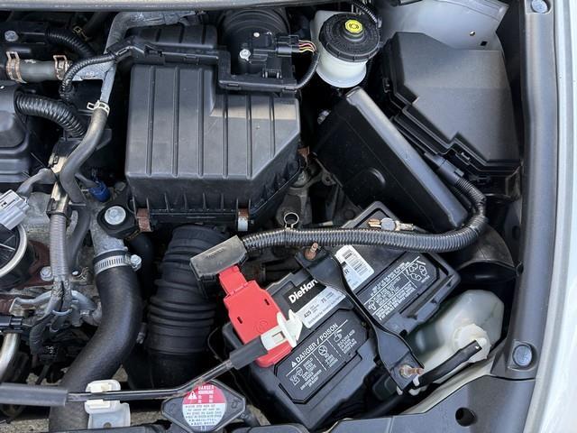 Honda Civic LX Sedan 5-Speed AT 2011