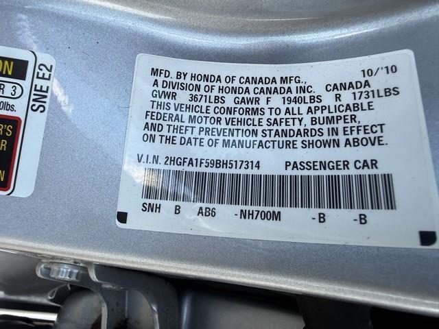 Honda Civic LX Sedan 5-Speed AT 2011